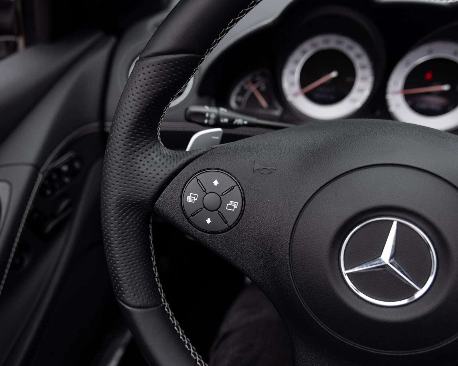 Hoofdafbeelding Mercedes-Benz SL