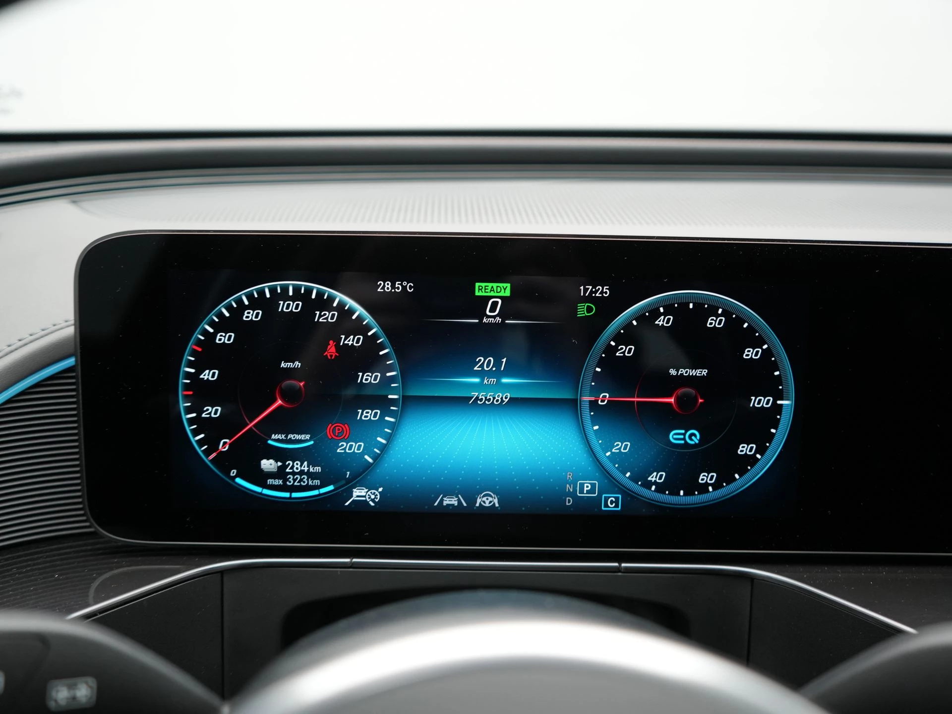 Hoofdafbeelding Mercedes-Benz EQC