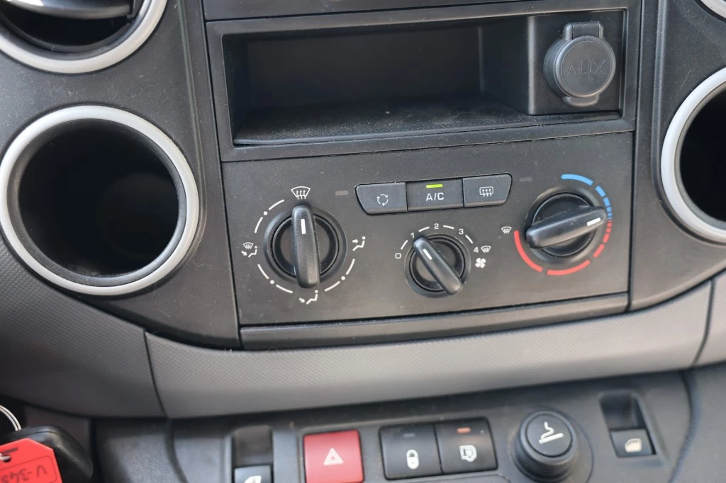 Hoofdafbeelding Peugeot Partner