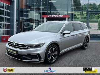 Volkswagen Passat Variant 1.4 TSI DSG GTE PANO-DAK/CAMERA/TREKHAAK/NAVI/ACC/STOELVERW