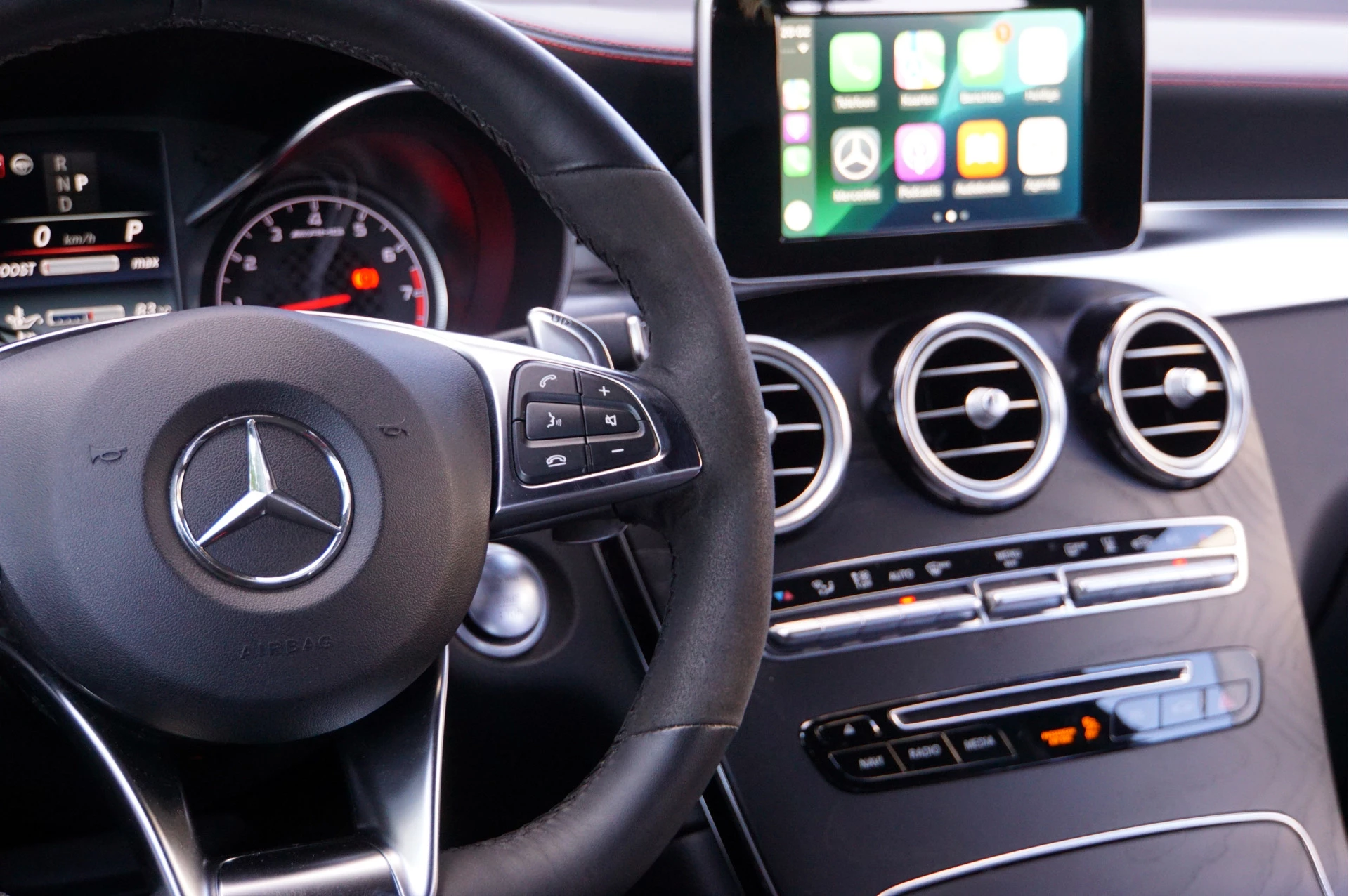 Hoofdafbeelding Mercedes-Benz GLC