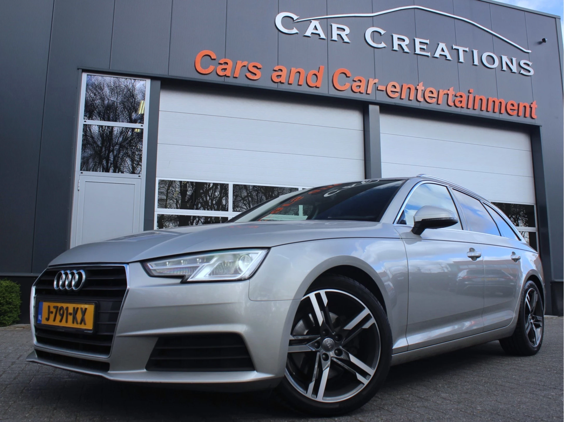 Hoofdafbeelding Audi A4