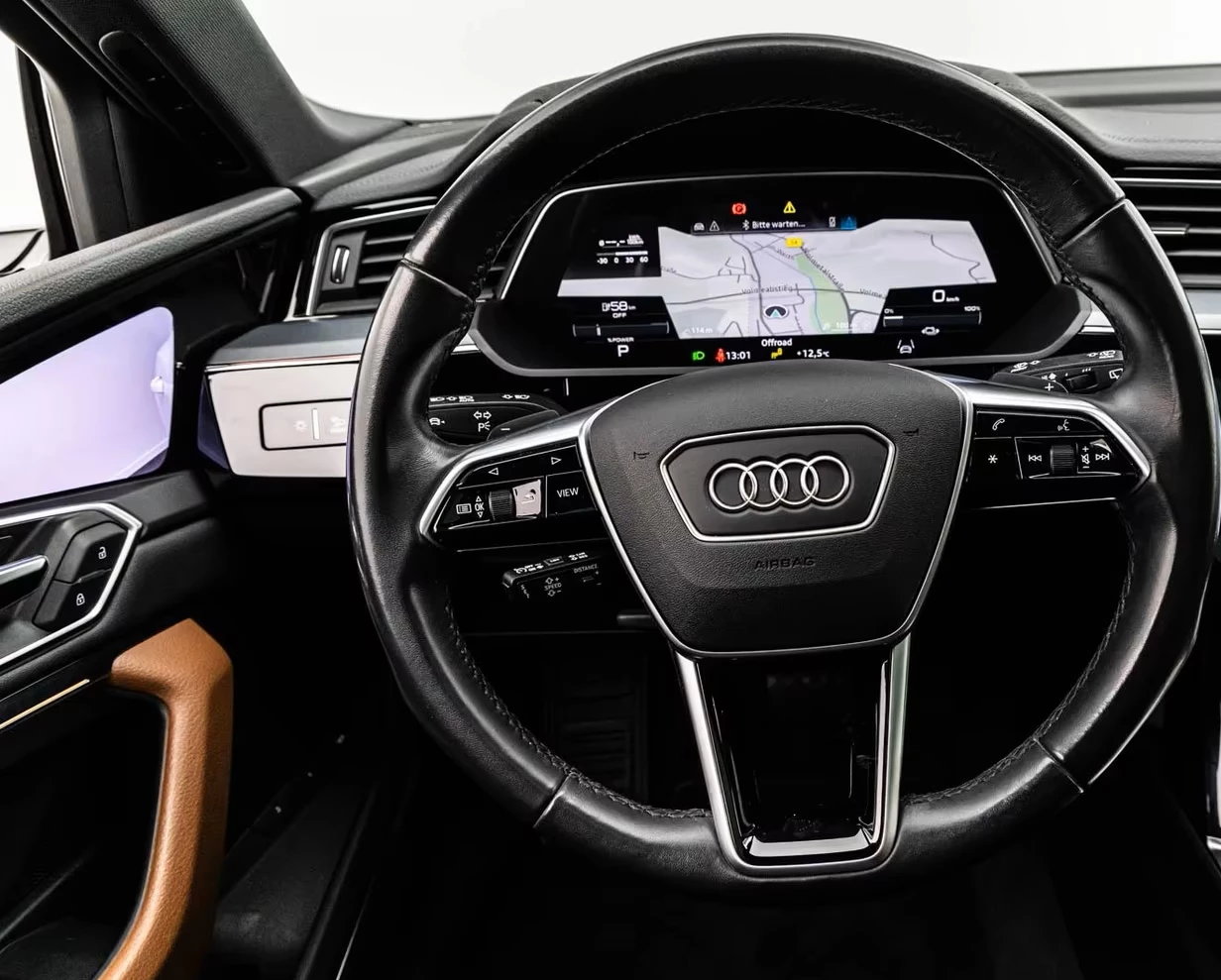 Hoofdafbeelding Audi e-tron