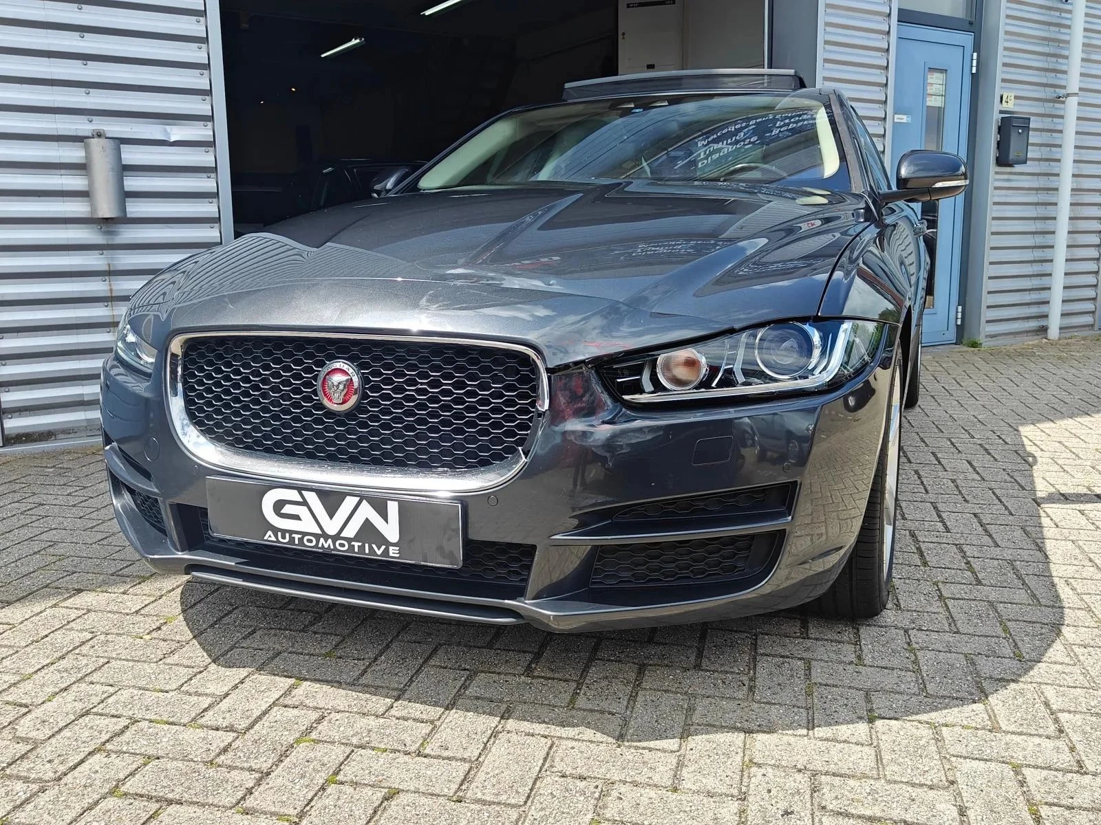 Hoofdafbeelding Jaguar XE