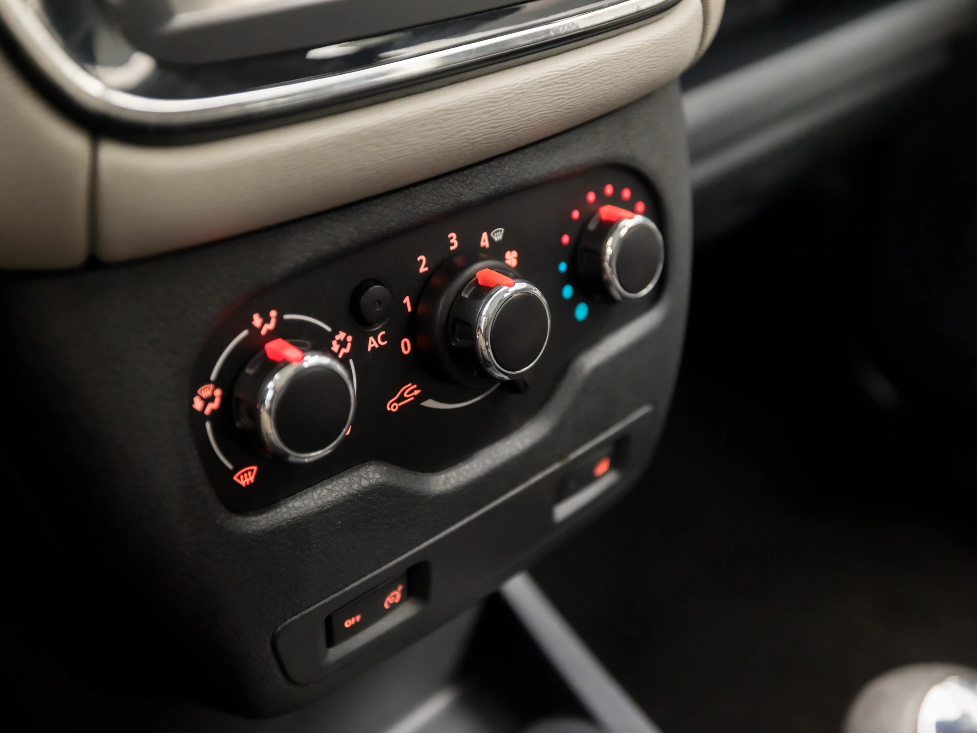 Hoofdafbeelding Dacia Lodgy