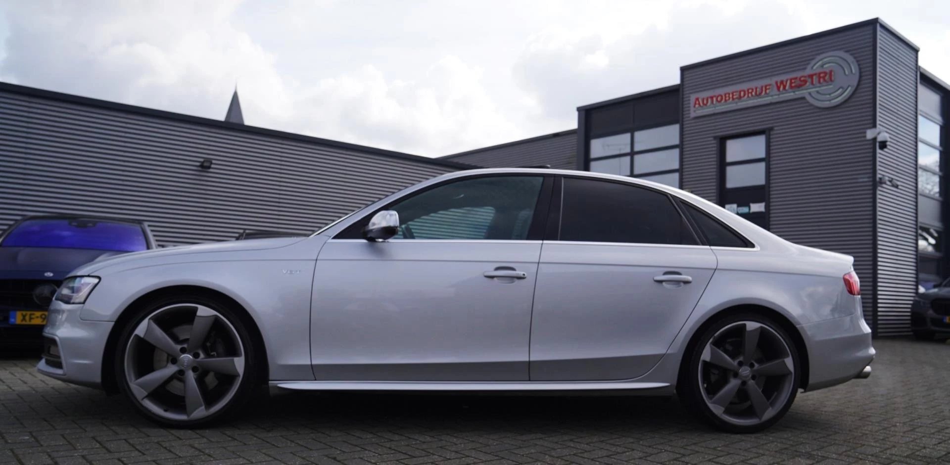 Hoofdafbeelding Audi S4