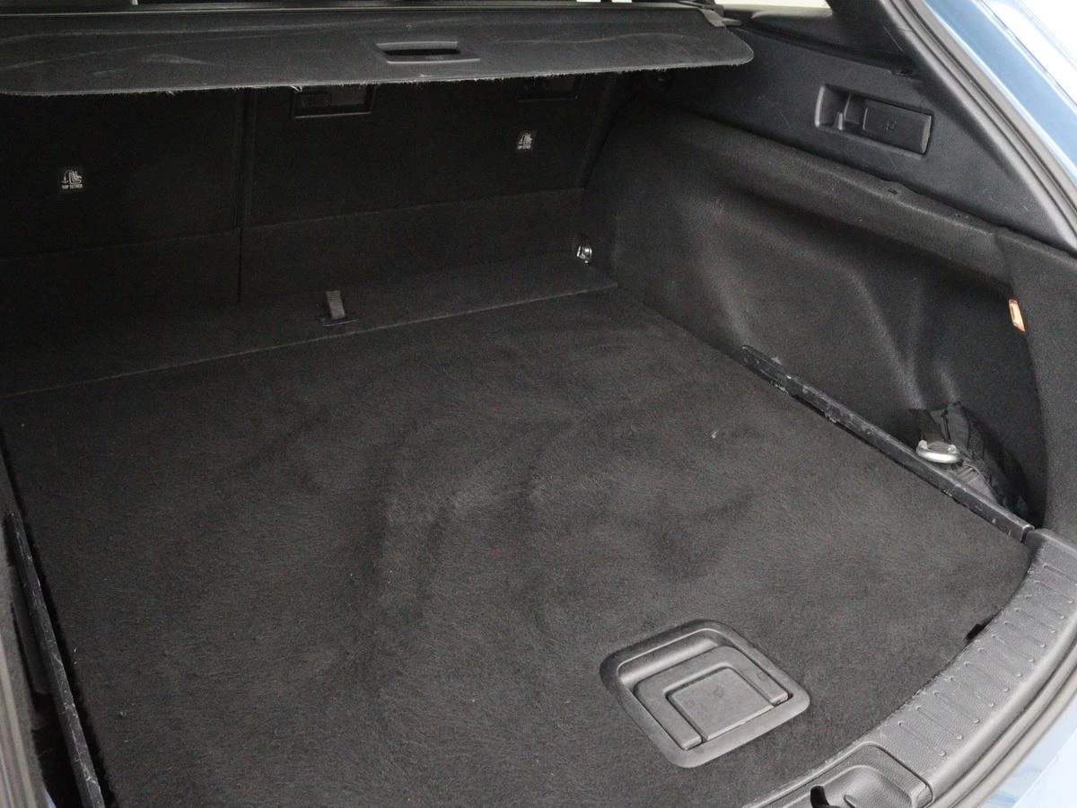 Hoofdafbeelding Toyota Corolla