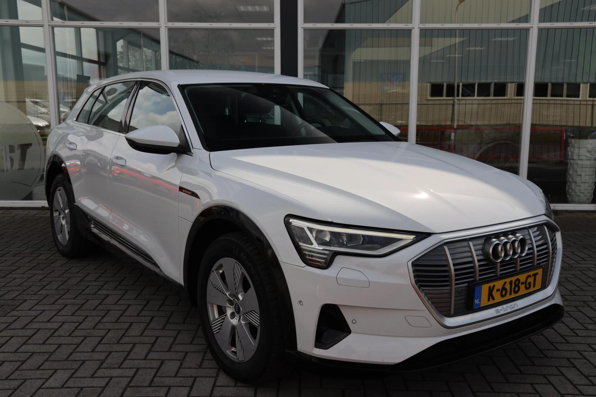 Hoofdafbeelding Audi e-tron