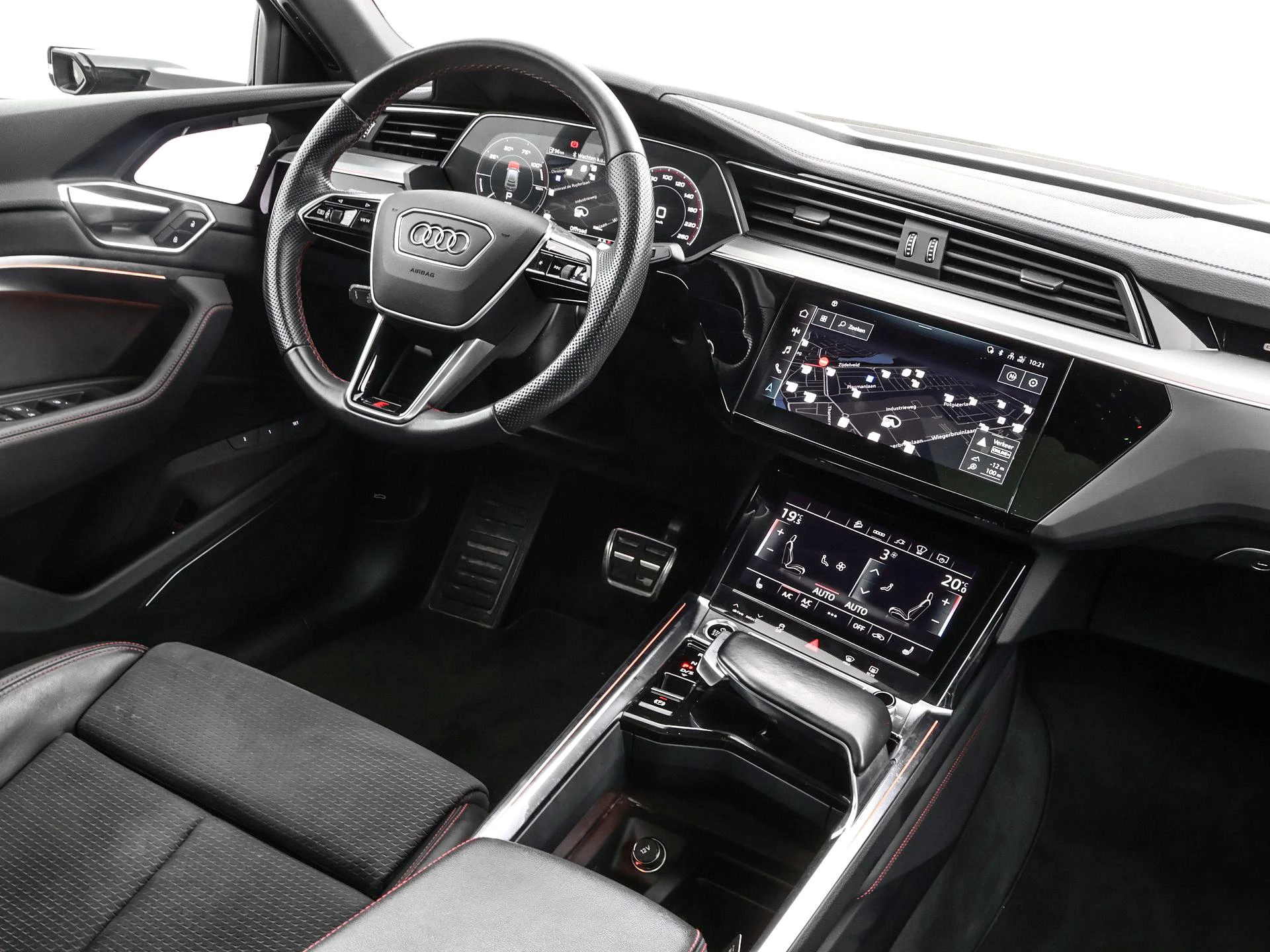 Hoofdafbeelding Audi Q8 Sportback e-tron