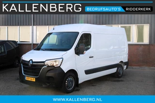 Renault Master T35 2.3 dCi 135 L2H2 / Trekhaak / Navi / Airco / 3 zits