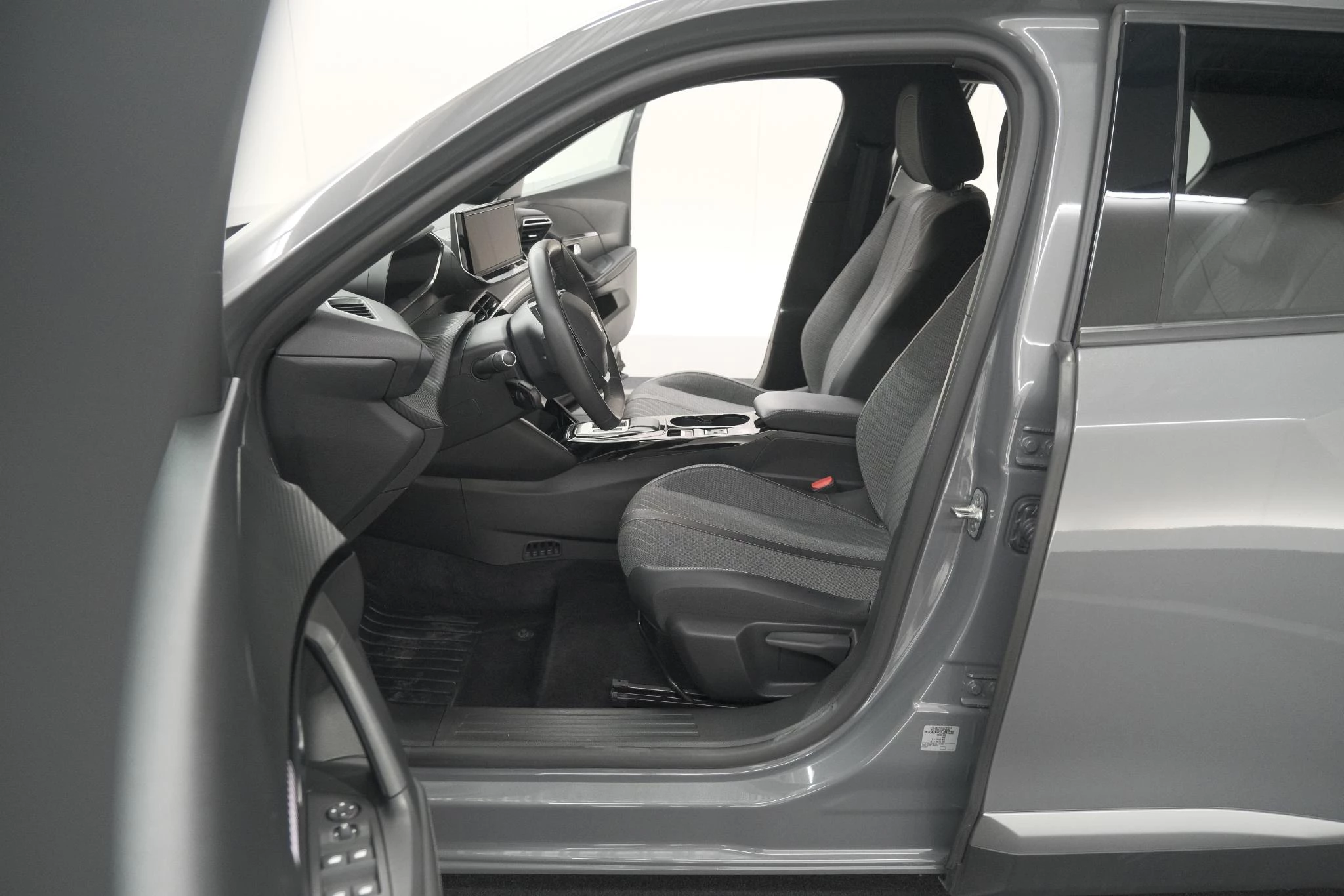 Hoofdafbeelding Peugeot e-2008