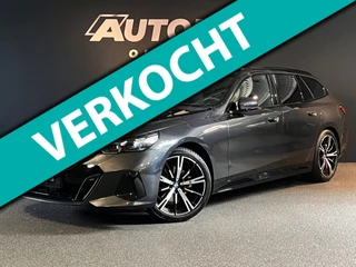 BMW 5-serie Touring 520i High Executive Edition M Trekhaak/ Stuurverwarming/ H&K/ 20"/ Glazendak/ Memoryseats/ 360Camera/Ambientpl