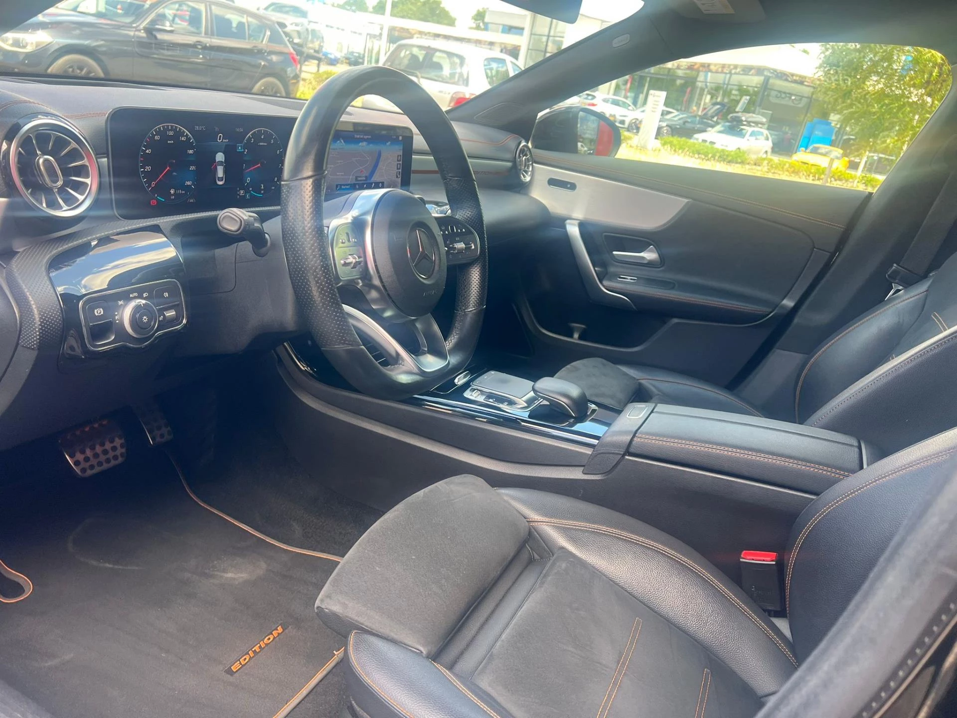 Hoofdafbeelding Mercedes-Benz CLA