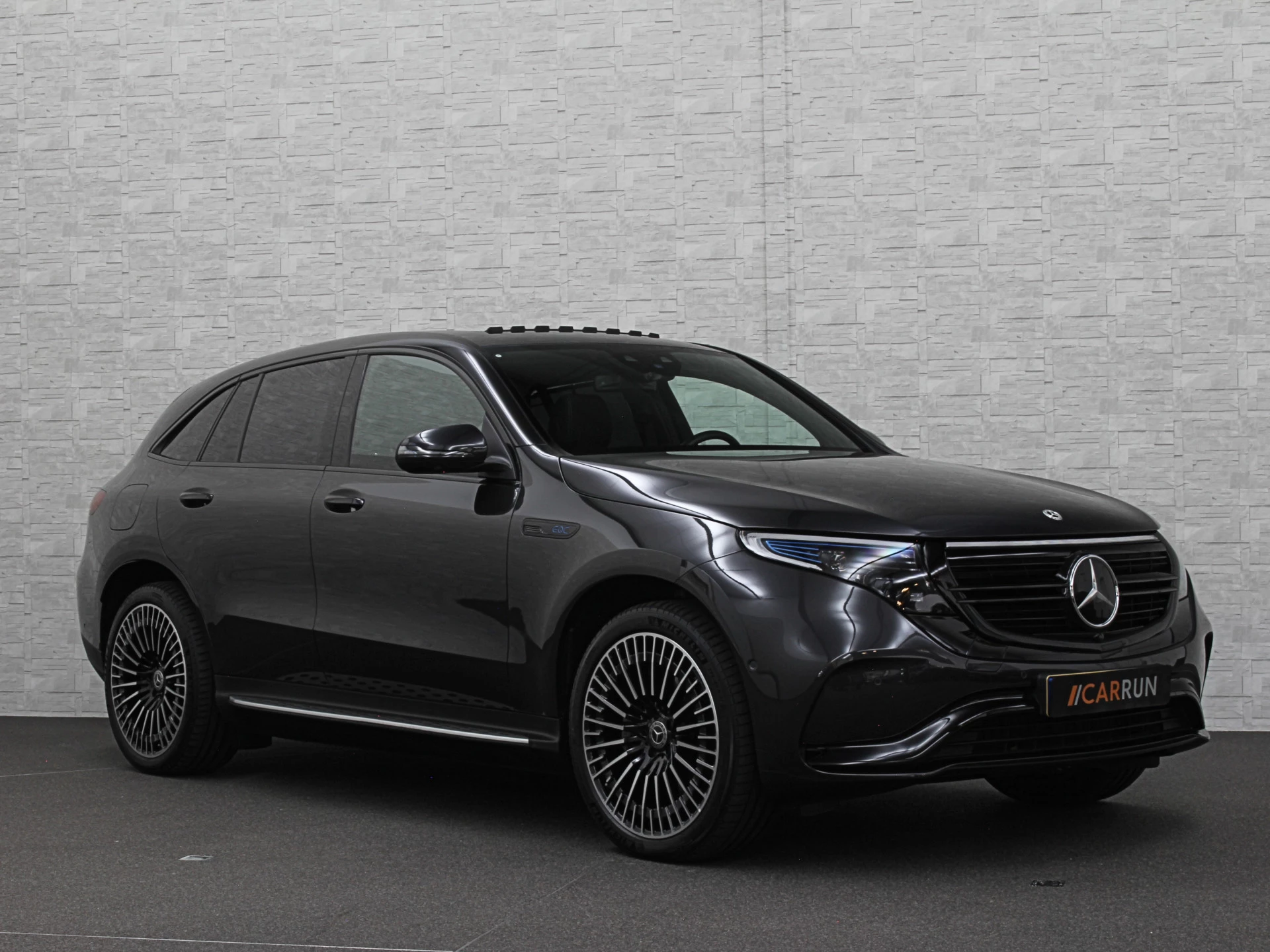 Hoofdafbeelding Mercedes-Benz EQC