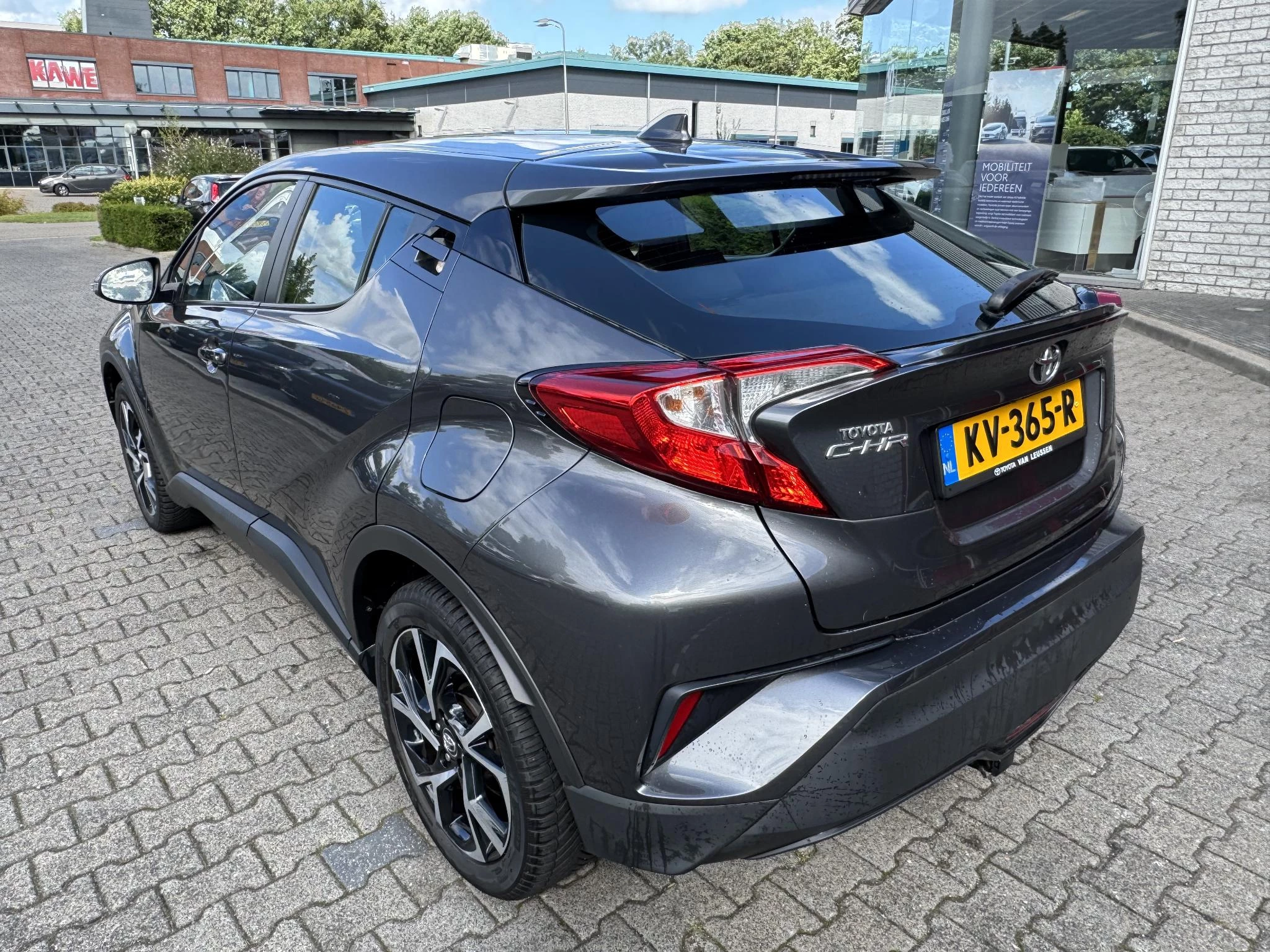 Hoofdafbeelding Toyota C-HR