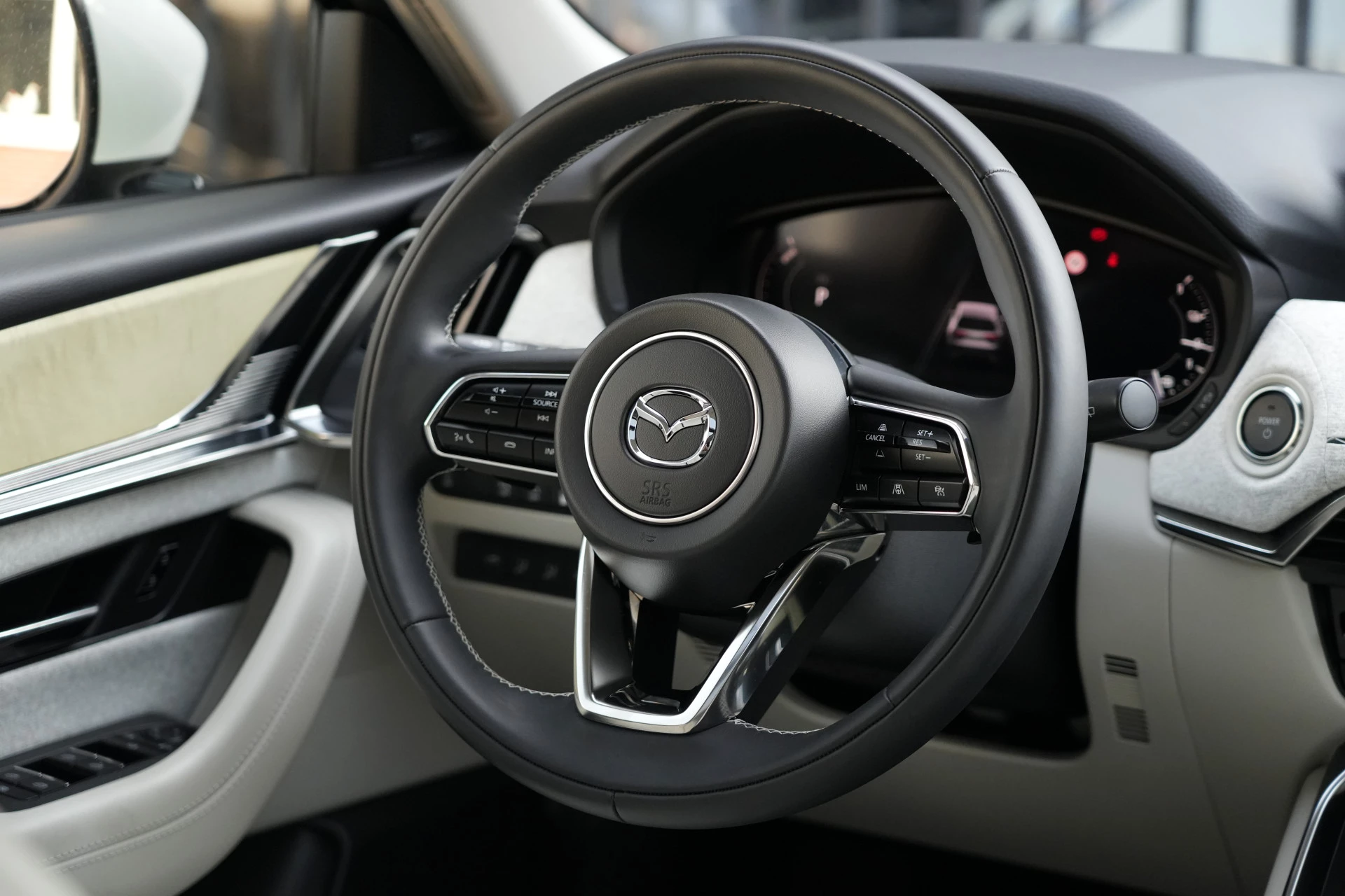 Hoofdafbeelding Mazda CX-60