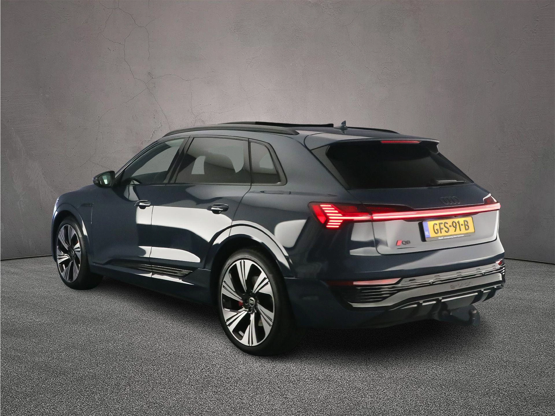 Hoofdafbeelding Audi Q8 e-tron