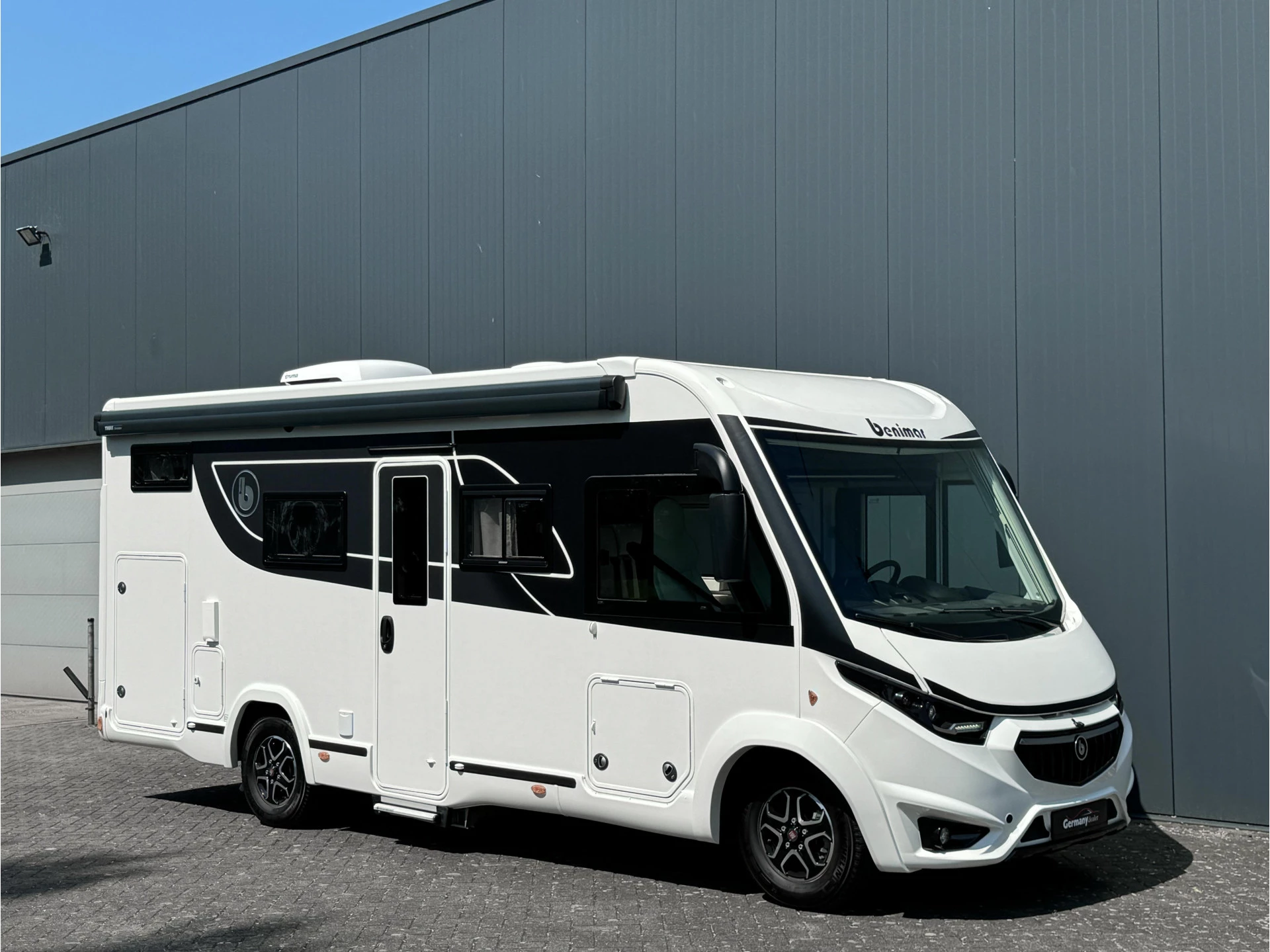 Hoofdafbeelding Benimar Amphitryon