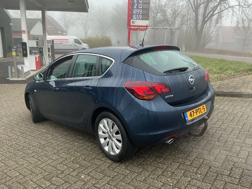 Hoofdafbeelding Opel Astra