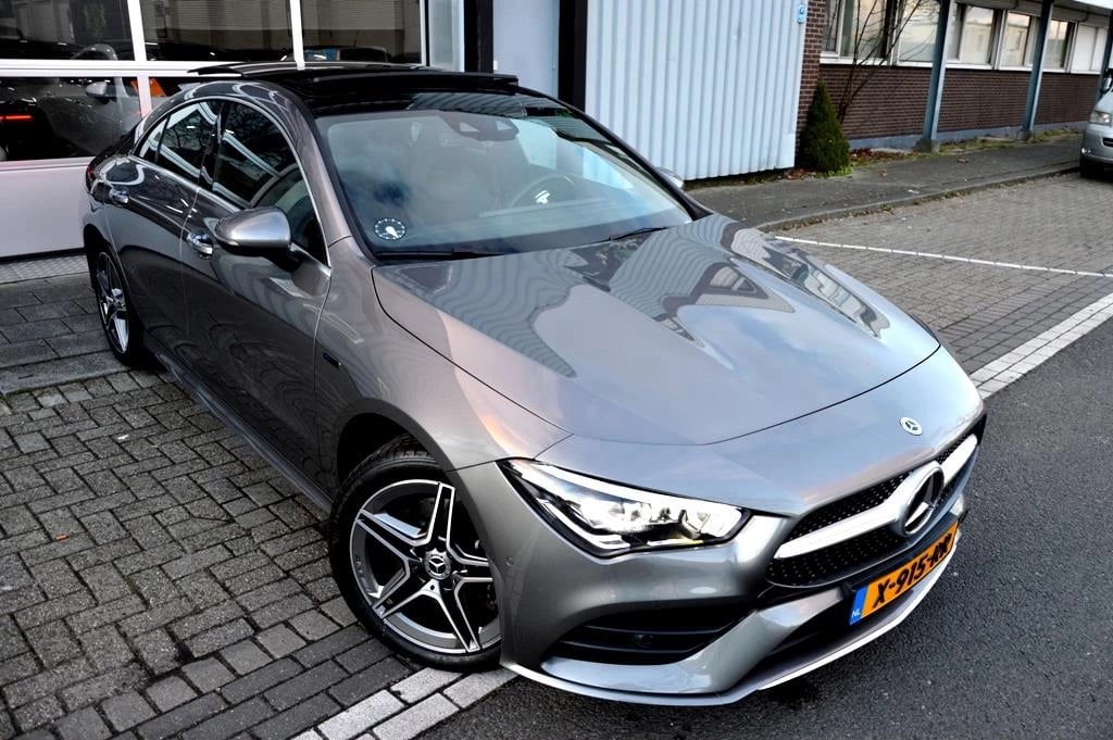 Hoofdafbeelding Mercedes-Benz CLA