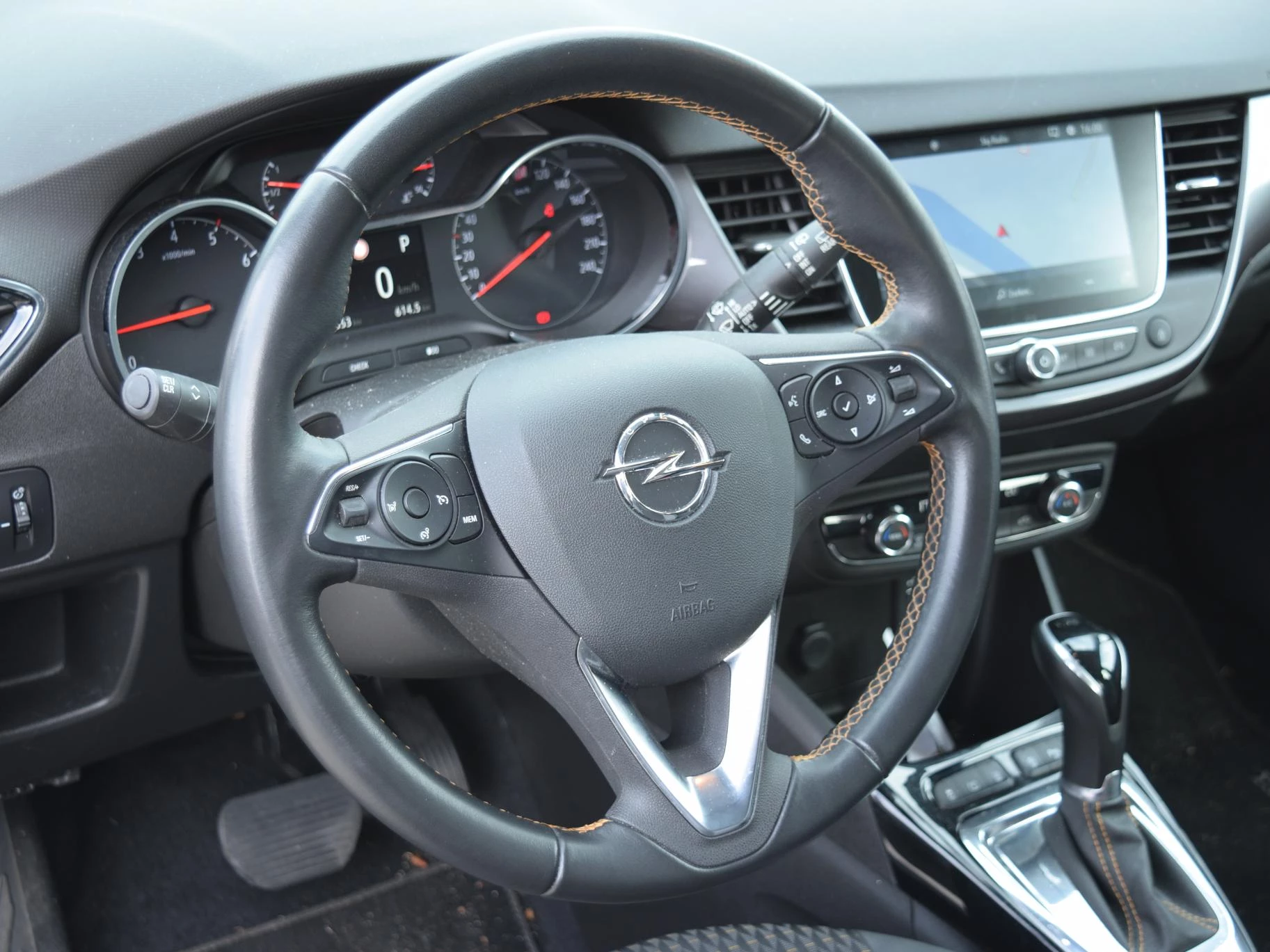 Hoofdafbeelding Opel Crossland X