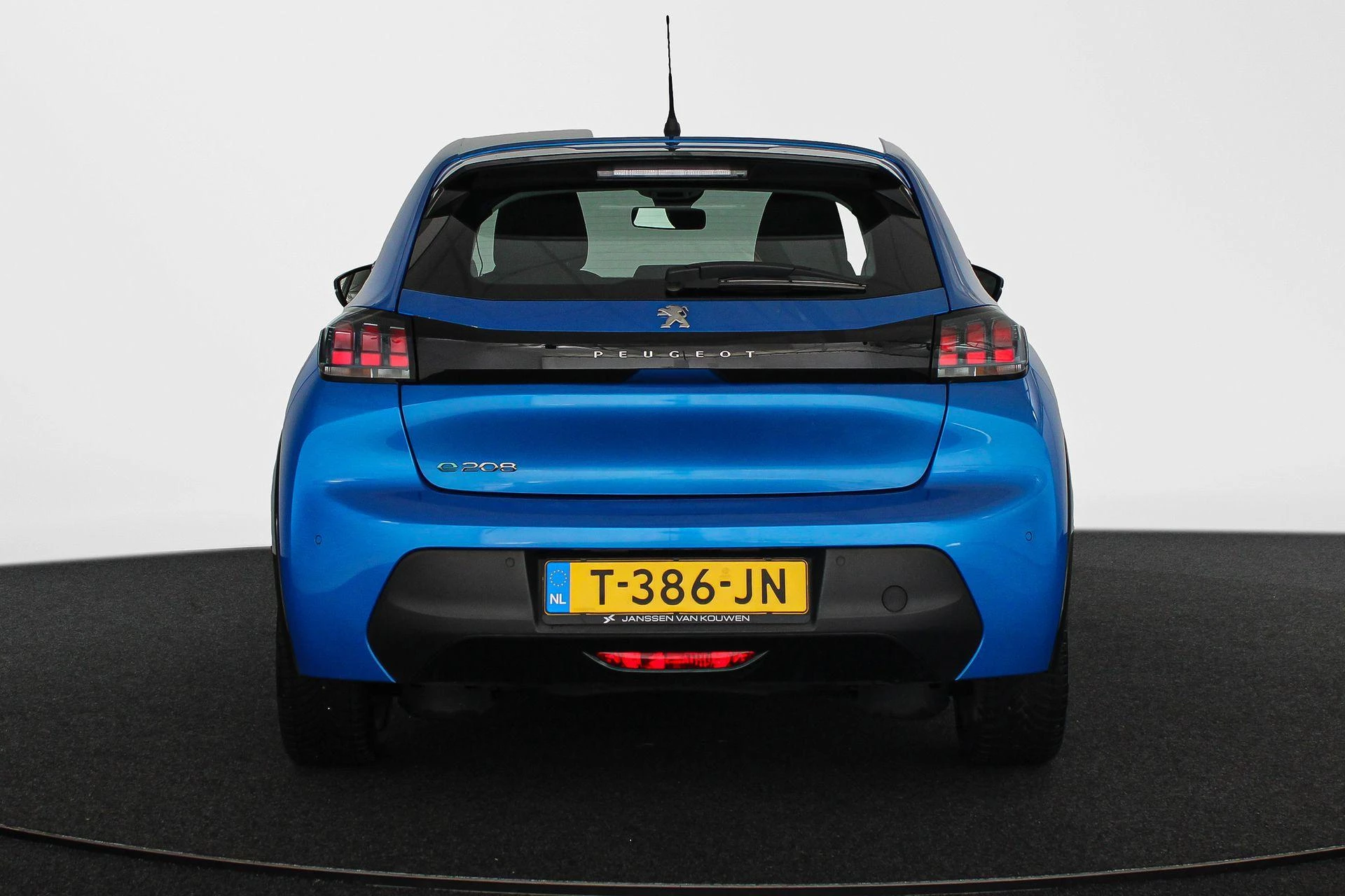 Hoofdafbeelding Peugeot e-208