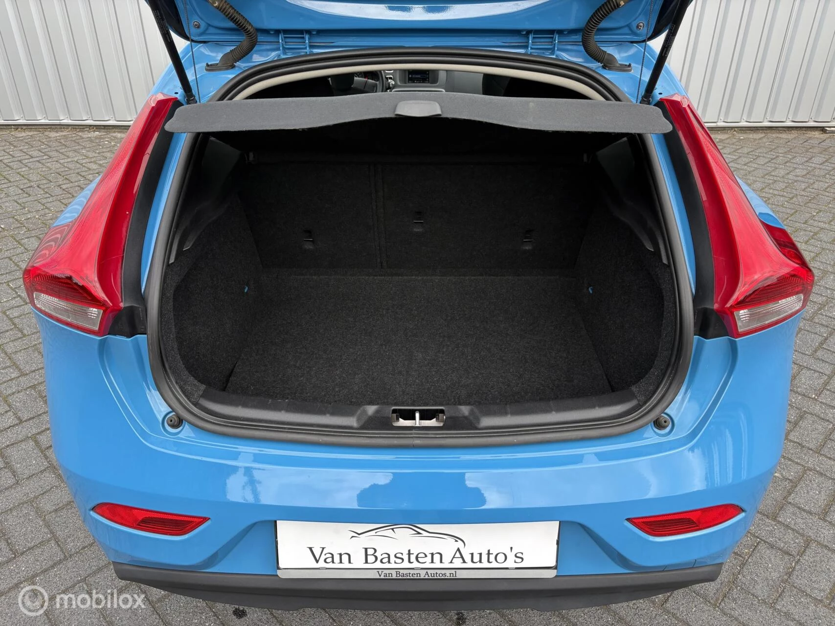Hoofdafbeelding Volvo V40