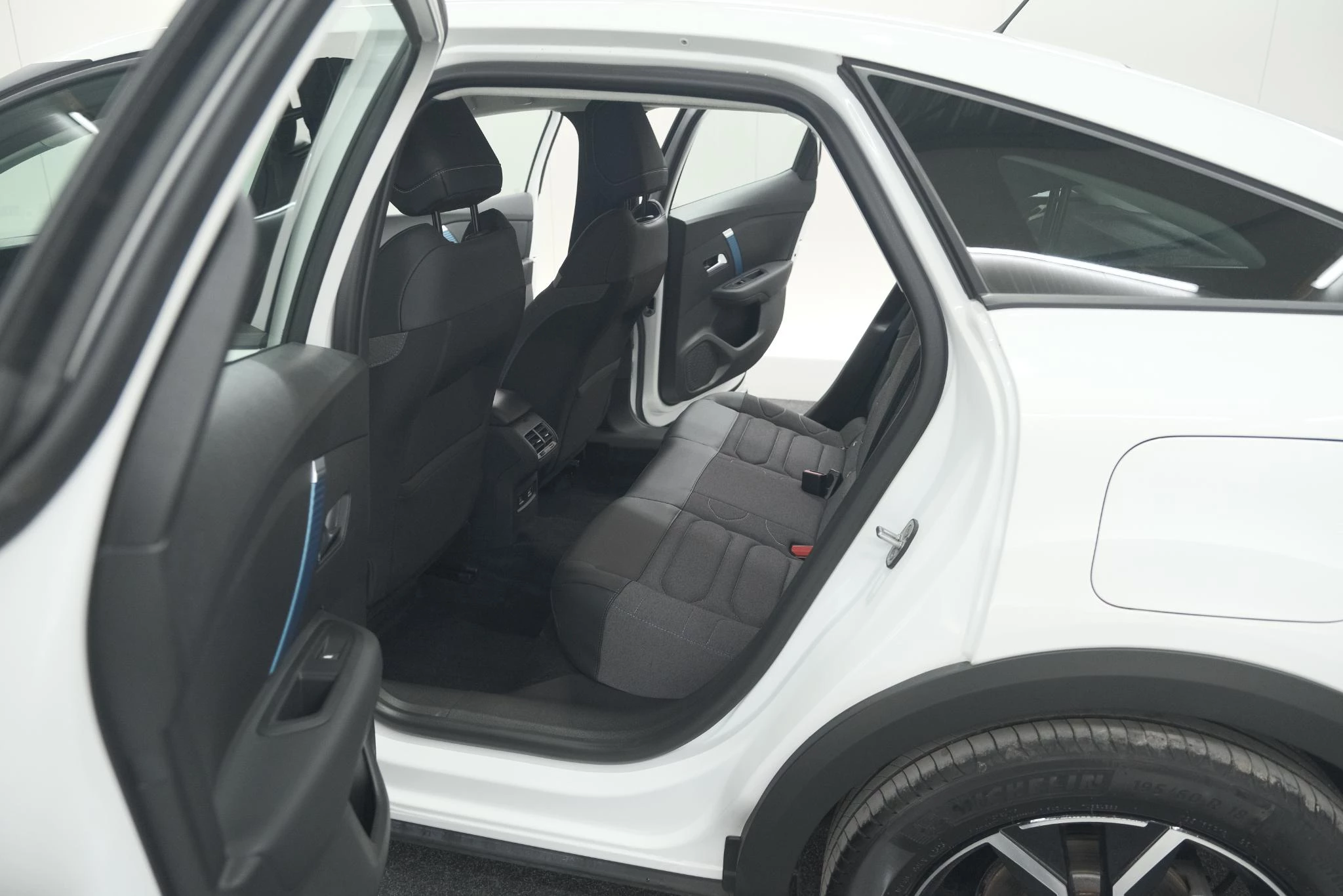 Hoofdafbeelding Citroën ë-C4