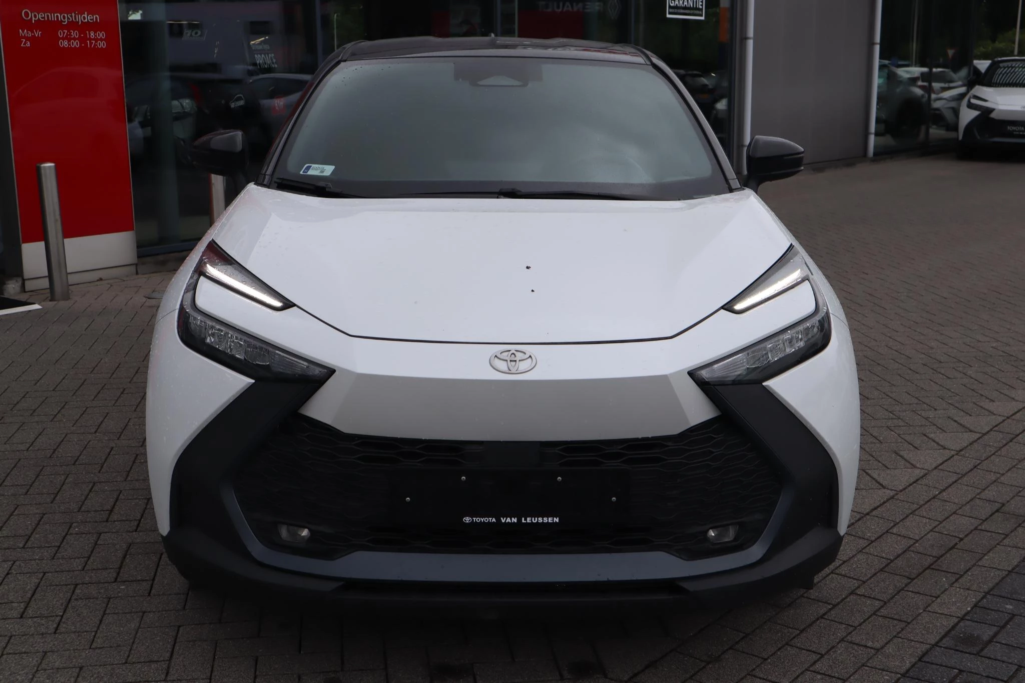 Hoofdafbeelding Toyota C-HR