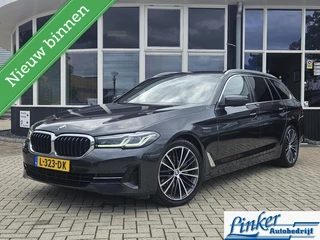 BMW 5-serie Touring 520i Executive LEDER/NL-AUTO- CARPLAY
