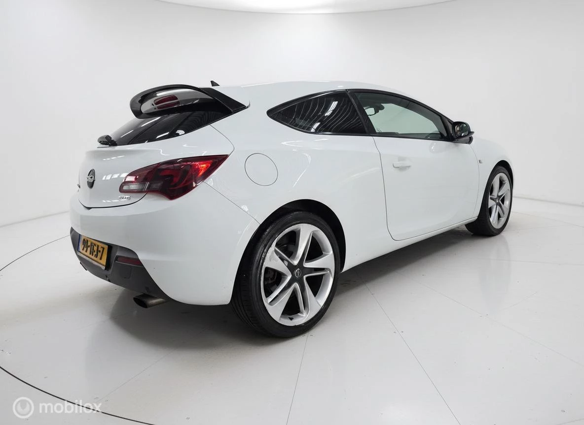 Hoofdafbeelding Opel Astra