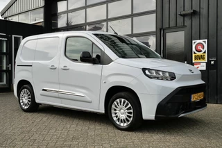Toyota ProAce CITY 1.5 D-4D L1 Challenger+ | Dealer Onderhouden  | 3-Zits | Carplay | Virtual | Trekhaak