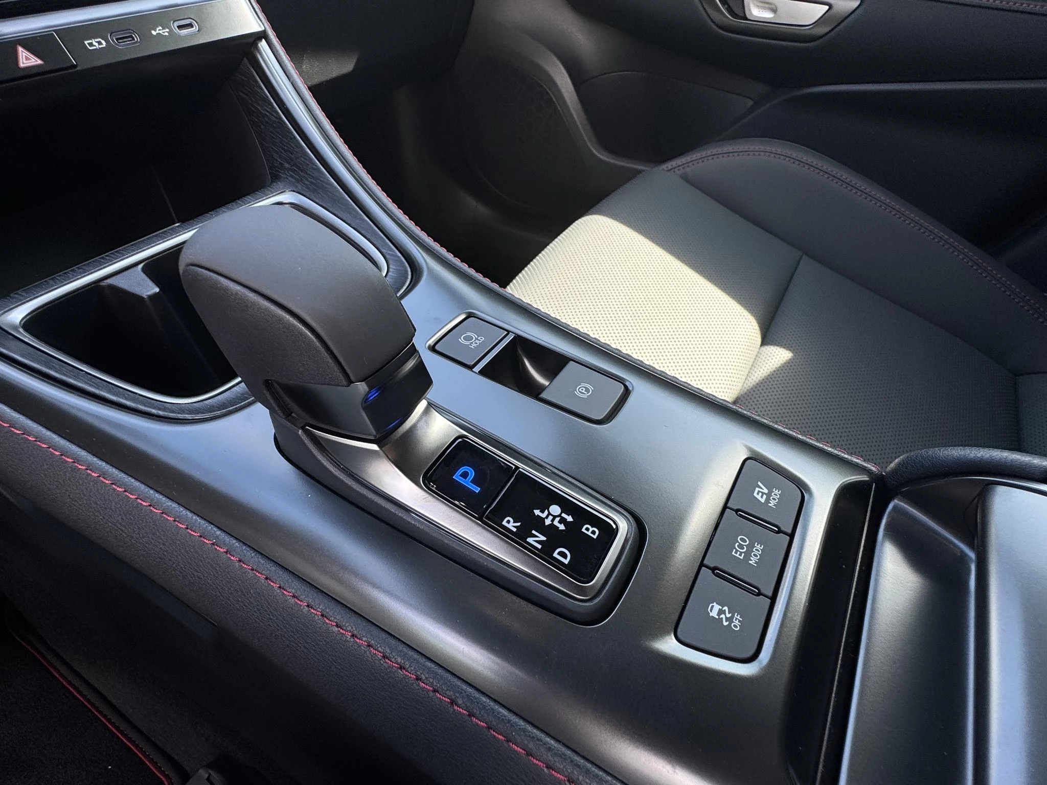 Hoofdafbeelding Lexus LBX