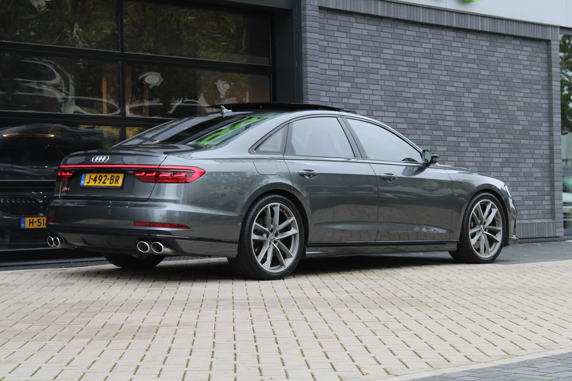 Hoofdafbeelding Audi S8
