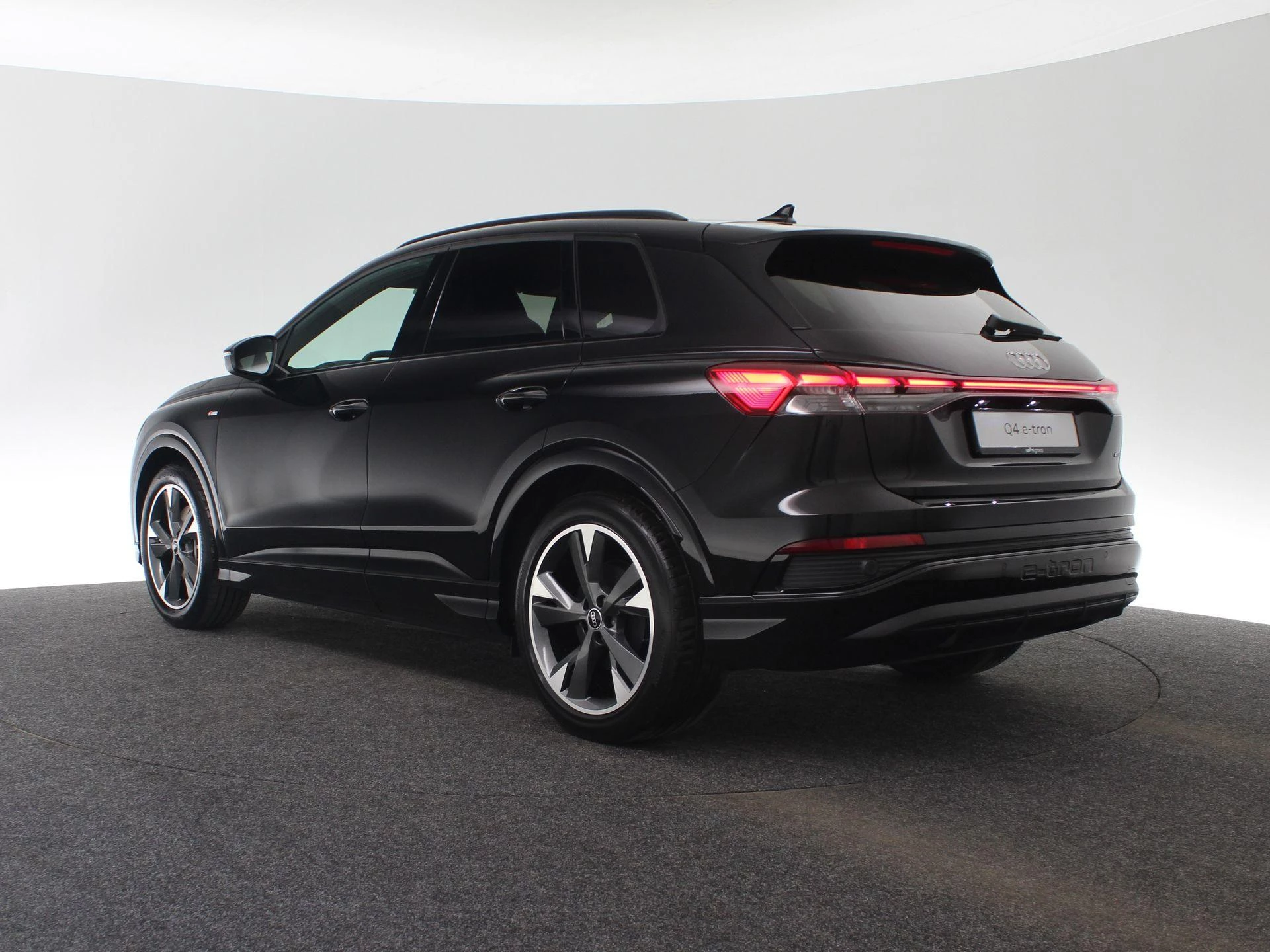 Hoofdafbeelding Audi Q4 e-tron