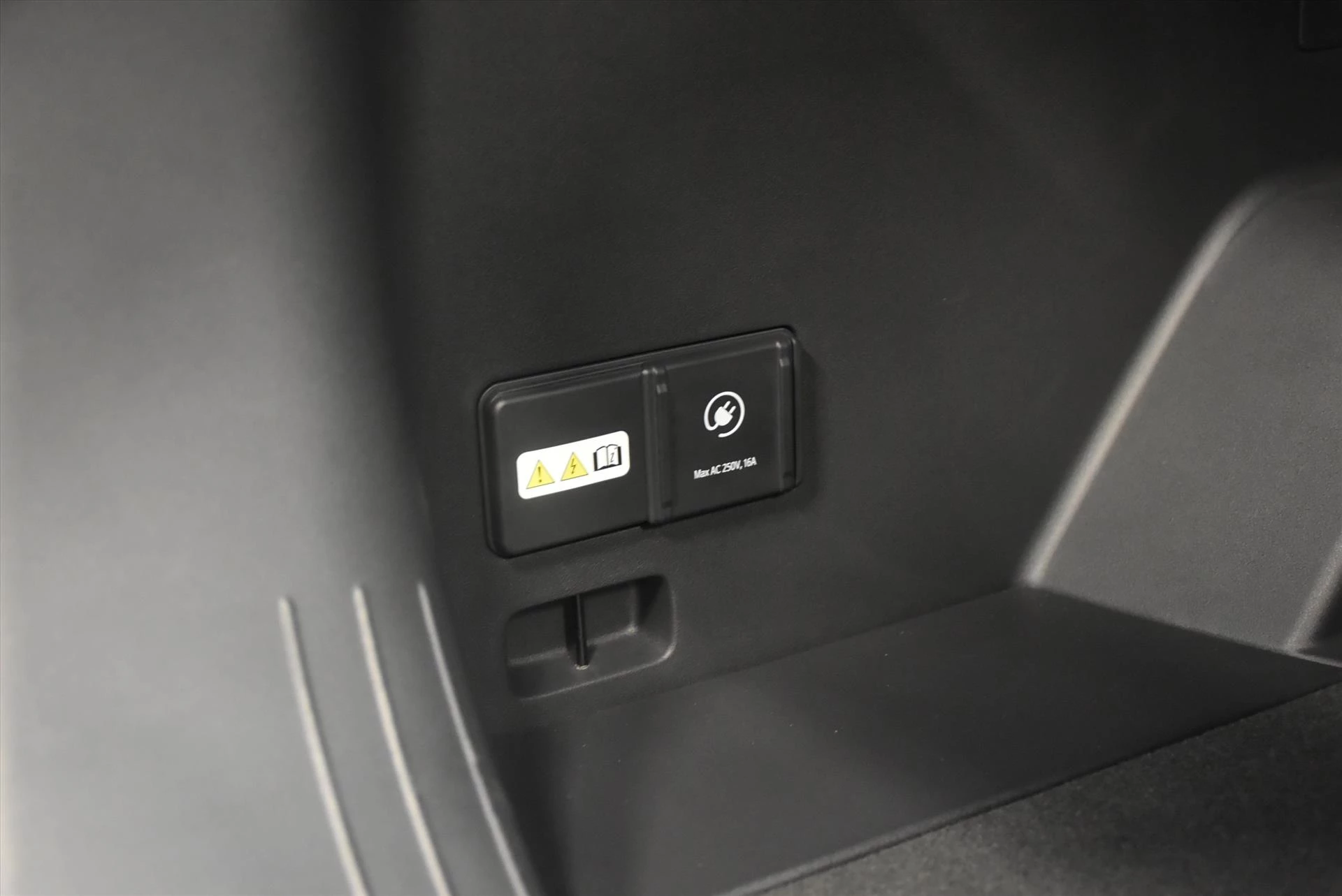 Hoofdafbeelding Kia EV5