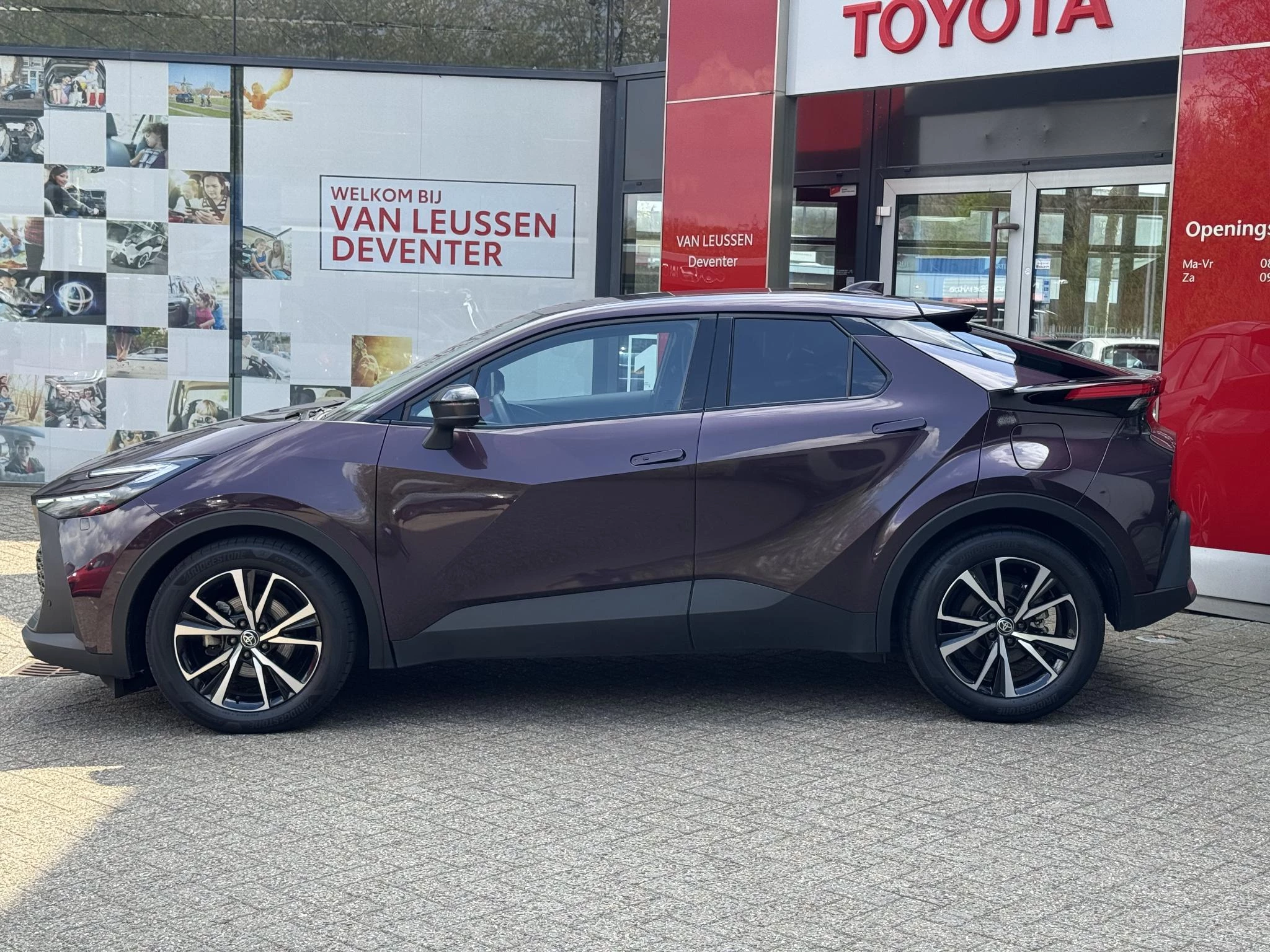Hoofdafbeelding Toyota C-HR