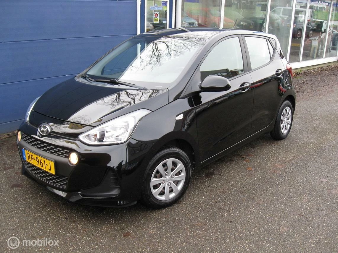 Hoofdafbeelding Hyundai i10