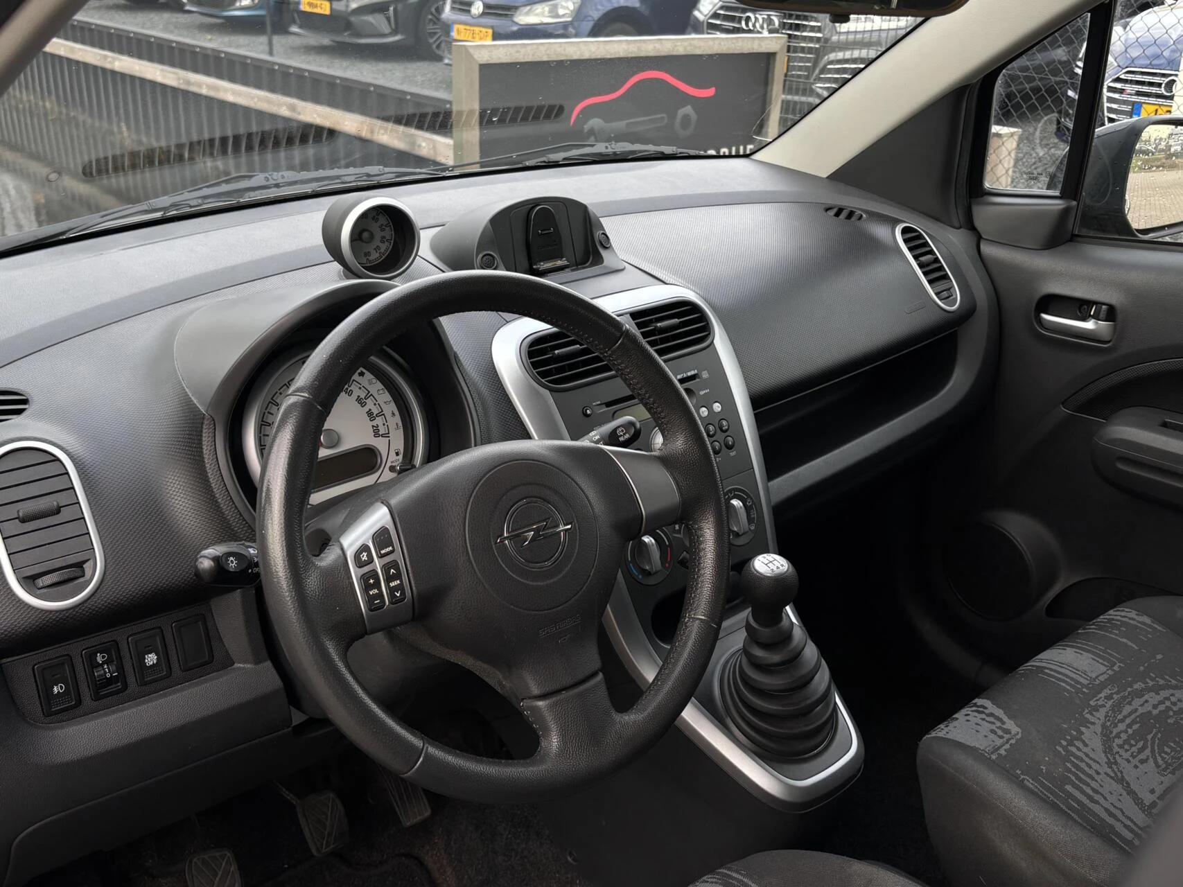 Hoofdafbeelding Opel Agila
