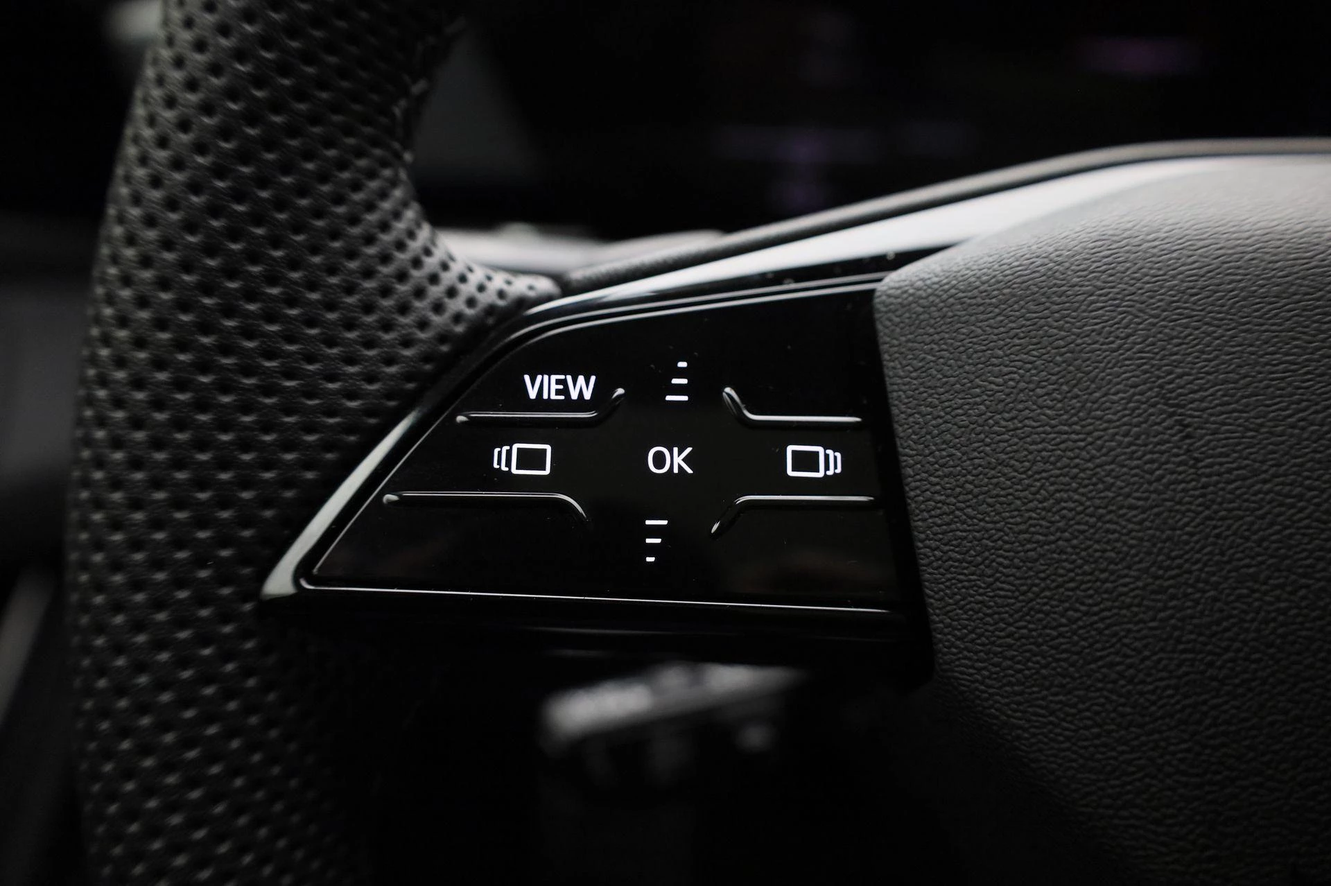 Hoofdafbeelding Audi A6 Avant e-tron