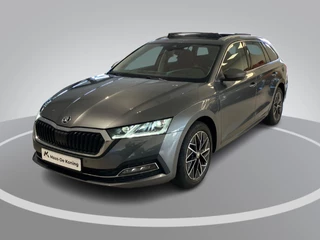 Skoda Octavia Combi 1.4TSI iV 150kW/204PK PHEV Business Edition Plus · Panoramadak · Trekhaak · Navigatie · Camera · Apple/Android Car Play ·