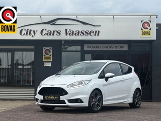 Ford Fiesta 1.6 ST2 182 pk navi climate ctr Recaro stoelen PDC a half leder dagrijverlichting led