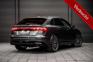 Audi Q8 60 TFSI e Competition | Nieuw | Facelift | Alle opties | Vierwielbesturing | Pano | B&O | Massage | Trekhaak | 23 inch | Direct leverbaar |