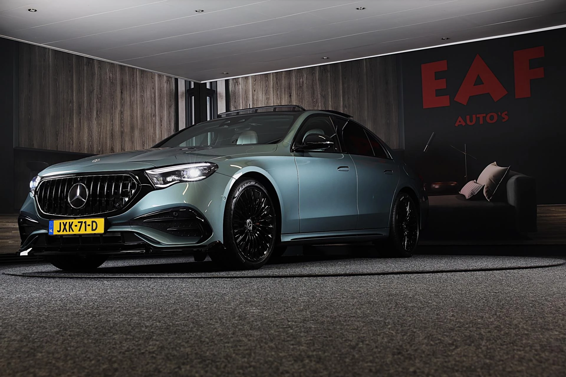 Hoofdafbeelding Mercedes-Benz E-Klasse