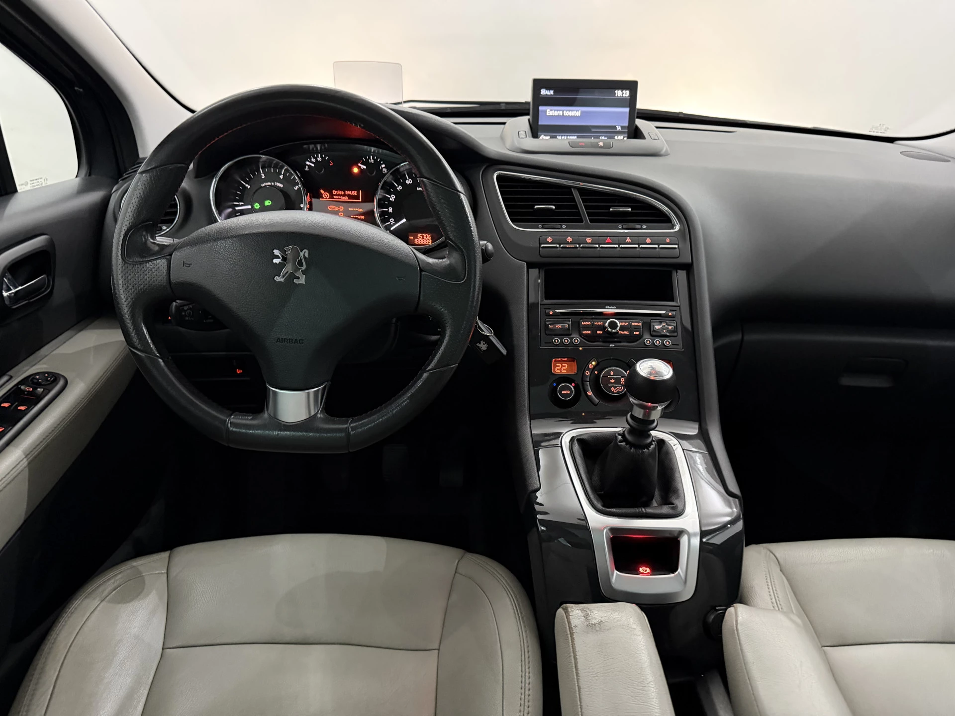 Hoofdafbeelding Peugeot 5008