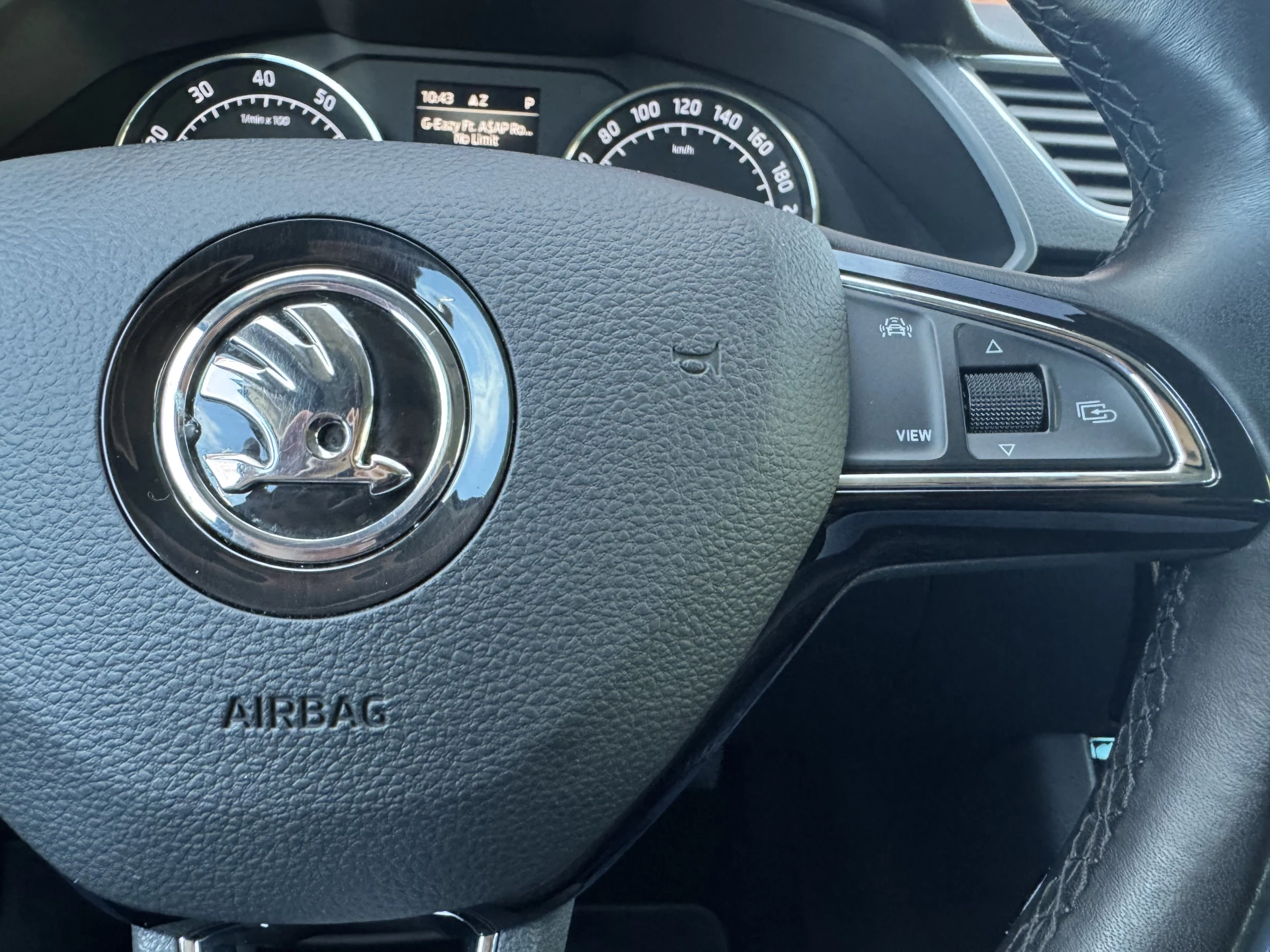 Hoofdafbeelding Škoda Superb