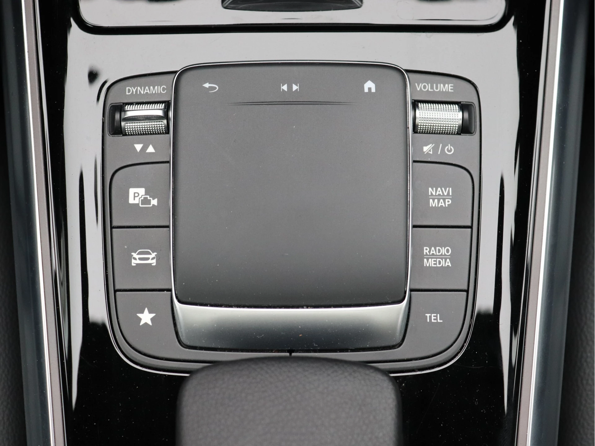 Hoofdafbeelding Mercedes-Benz EQA