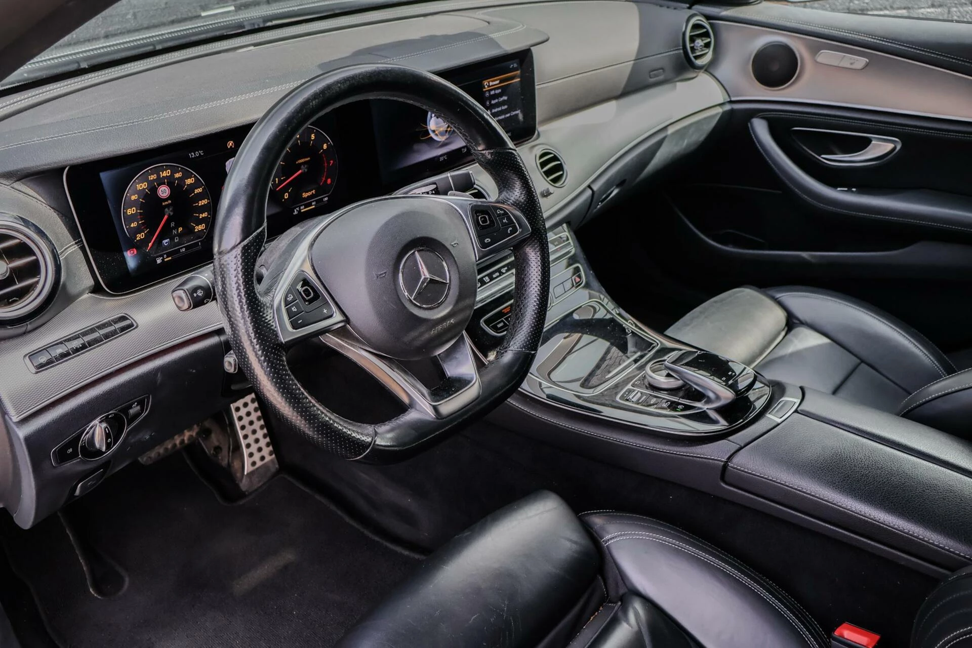 Hoofdafbeelding Mercedes-Benz E-Klasse