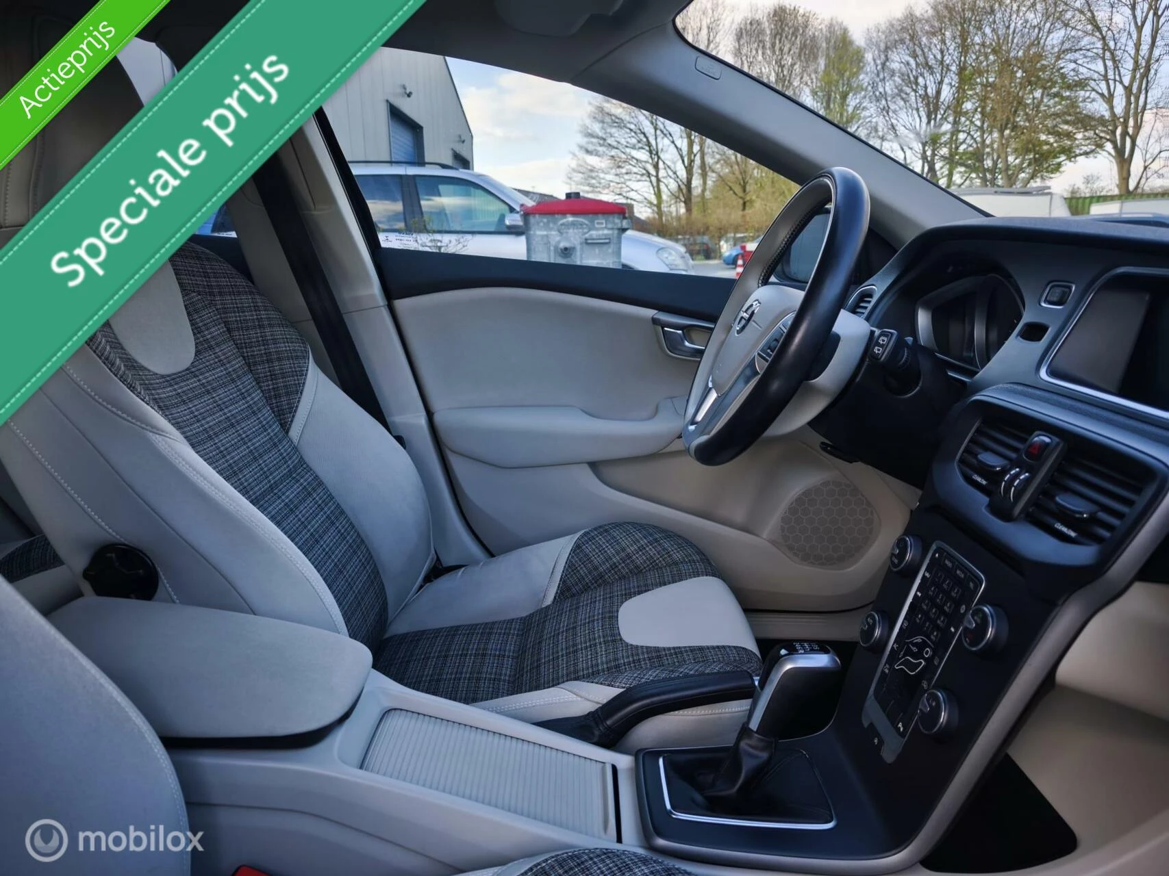 Hoofdafbeelding Volvo V40