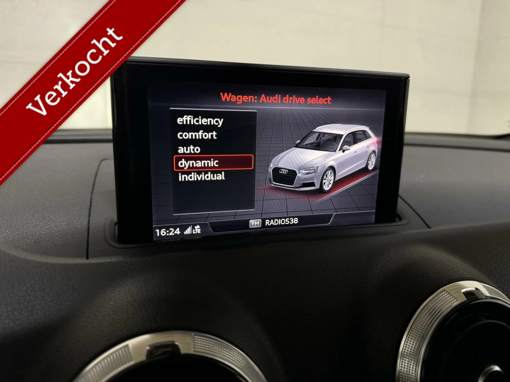 Hoofdafbeelding Audi S3